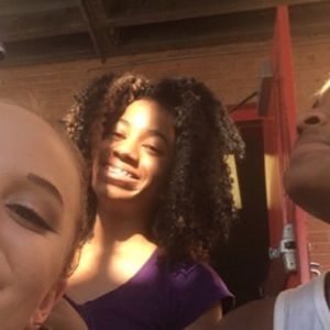 Meet your Posher, Mia